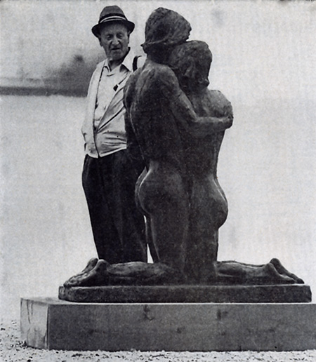 The Lovers II by sculptor Gerhahrd Juchum